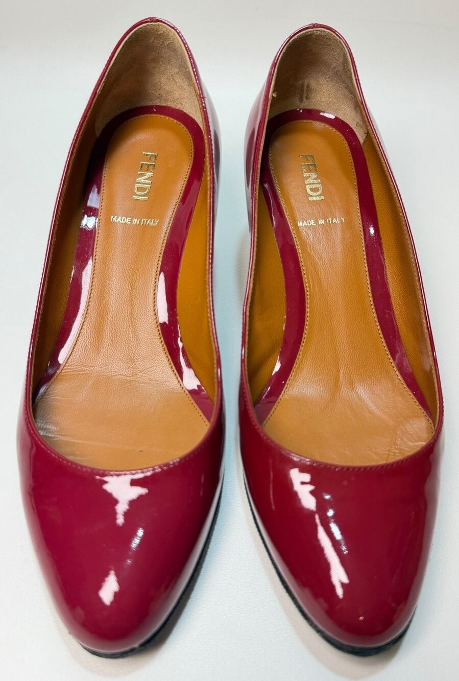 FENDI Red Patent Leather Kitten Heels Pumps Made In Italy Sz 36.5 Authentic With